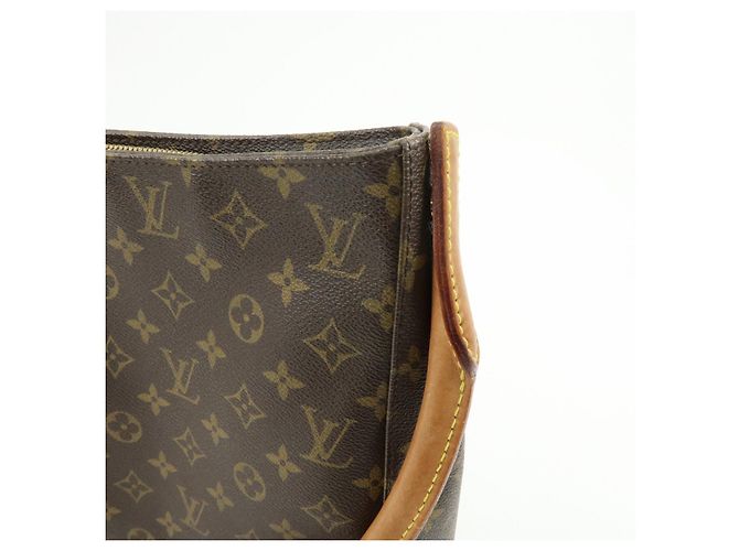 Borsa a tracolla Louis Vuitton Monogram Looping GM in pelle Marrone M51145 - vista 15