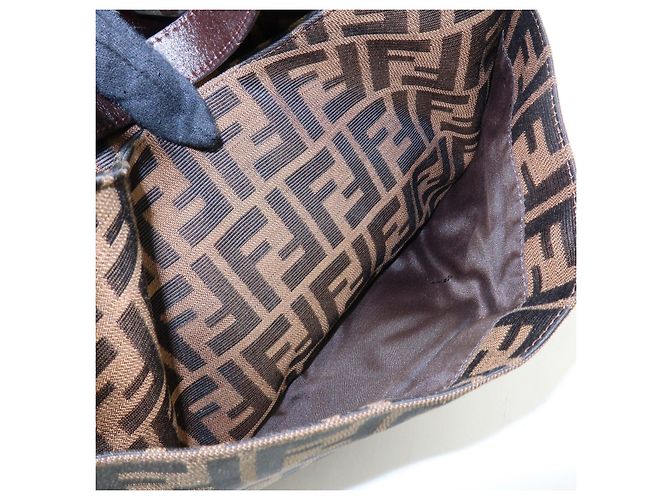 Borsa a tracolla e borsa a mano FENDI in tela Zucca e pelle Black Brown 26569 - vista 20