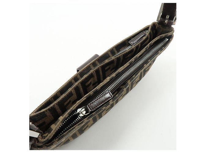 FENDI Borsa a mano e a tracolla in pelle e tela Zucca Marrone 26722 - vista 19