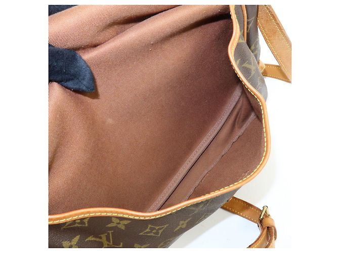 Louis Vuitton Monogram Saumur 30 Canvas Shoulder Bag Brown M42256 - vista 21