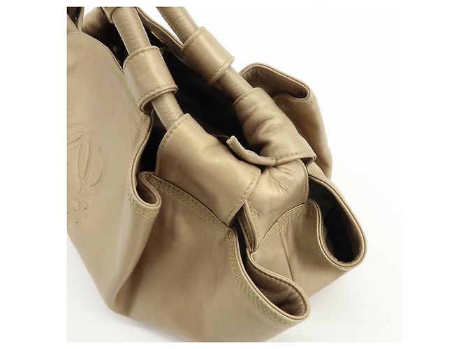 LOEWE Anagram Shopper aus Nappa Aire Leder Gold - Ansicht 17