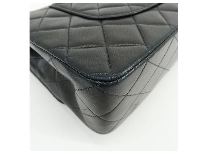 Borsa a tracolla con catena CHANEL Matelasse 25 Double Flap Nera A01112 - vista 11