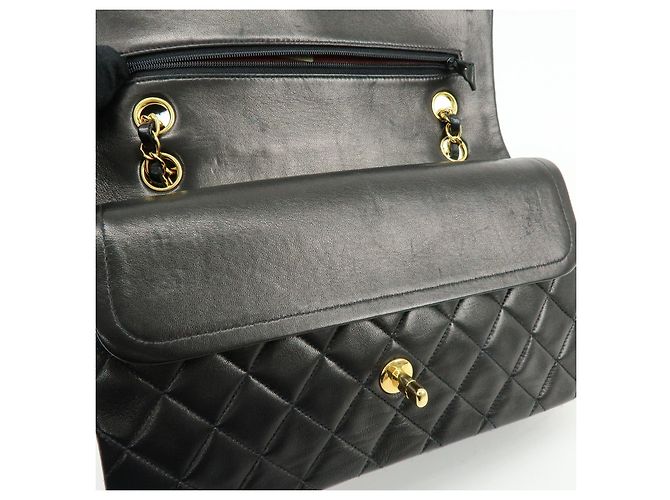 Borsa a tracolla con catena CHANEL Matelasse 25 Double Flap Nera A01112 - vista 19