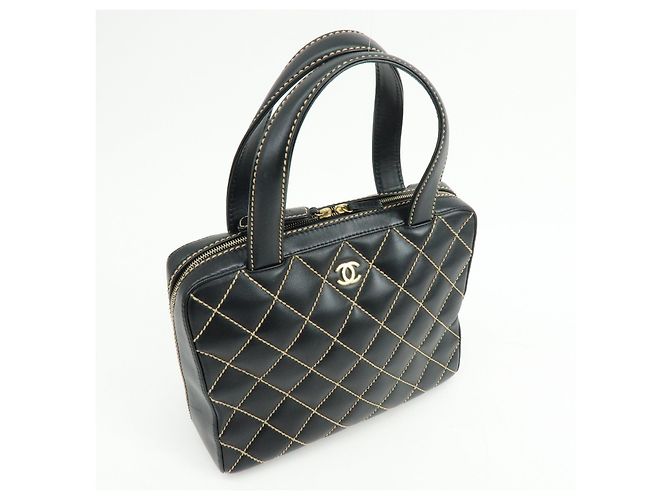 Borsa CHANEL Wild Stitch COCO Mark in pelle di vitello Nera A14693 - vista 4