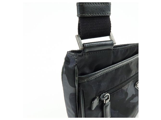 Borsa a tracolla in nylon PRADA con logo triangolare Cammoflage BR2418 - vista 13