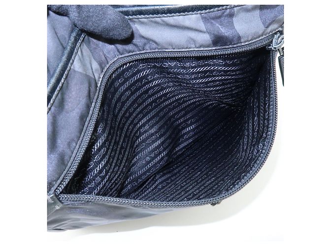Borsa a tracolla in nylon PRADA con logo triangolare Cammoflage BR2418 - vista 15