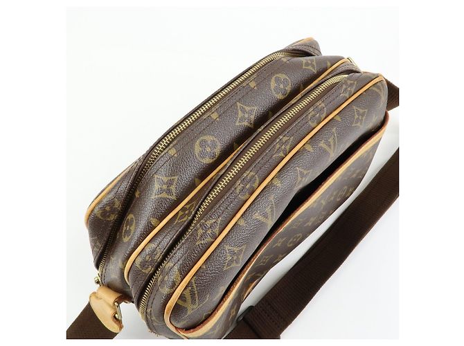 Louis Vuitton Monogram Reporter PM Shoulder Crossbody Bag M45254 - vista 17