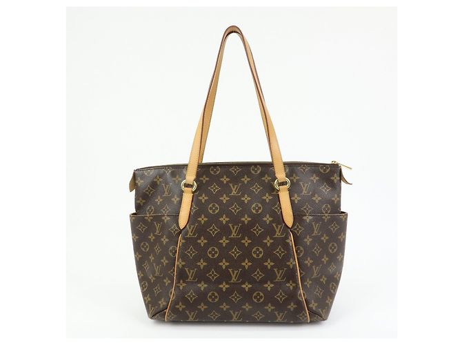 Borsa a spalla Louis Vuitton Monogram Totally MM Brown M56689 - vista 2