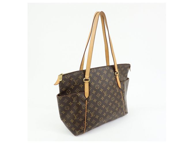 Borsa a spalla Louis Vuitton Monogram Totally MM Brown M56689 - vista 4