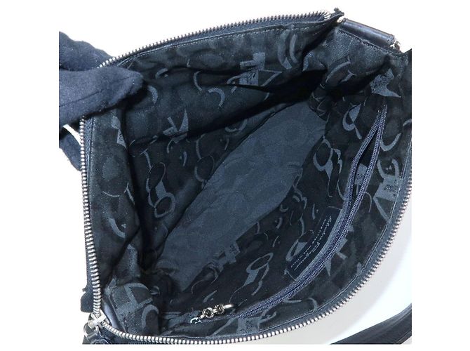 Salvatore Ferragamo Borsa a spalla e borsa a mano Ferragamo Vara in tela e pelle Nera - vista 20