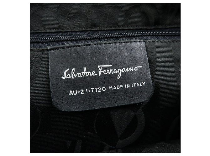 Salvatore Ferragamo Borsa a spalla e borsa a mano Ferragamo Vara in tela e pelle Nera - vista 24