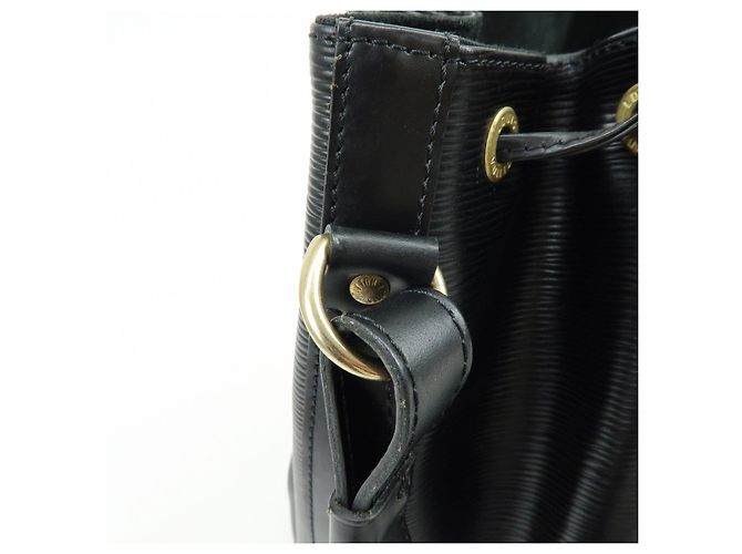 Borsa a tracolla Louis Vuitton Epi Petit Noe Noir Black M44102 - vista 11