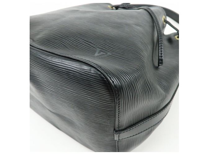 Borsa a tracolla Louis Vuitton Epi Petit Noe Noir Black M44102 - vista 12