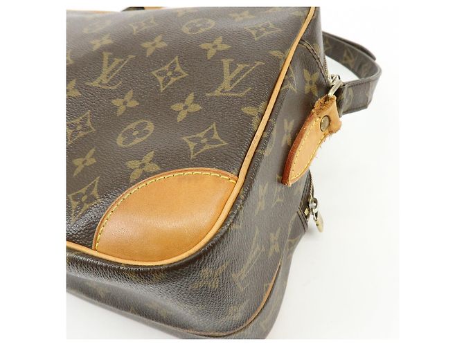 Louis Vuitton Monogram Nile Shoulder Bag Crossbody Bag M45244 - vista 12