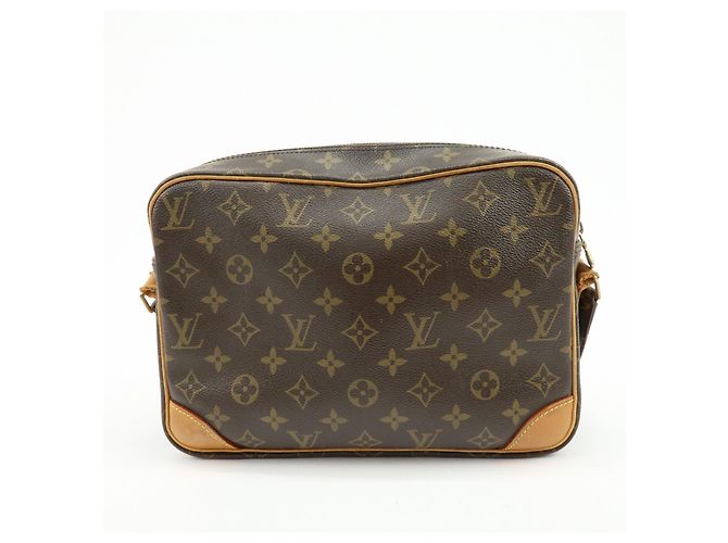 Louis Vuitton Monogram Nile Shoulder Bag Crossbody Bag M45244 - vista 2