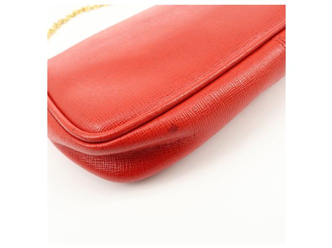 FENDI Pochette a mano con catena in pelle goffrata Rosso 8M0271 - vista 10