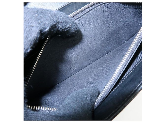FENDI Leather Studs Chain Shoulder Wallet Long Wallet Black 8M0365 - view 21