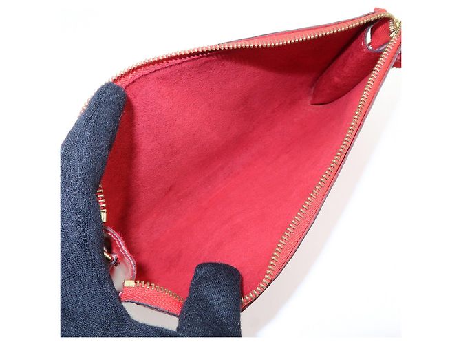 Louis Vuitton Epi Pochette Accessoires Hand Bag Castilian Red M52957 - vista 17