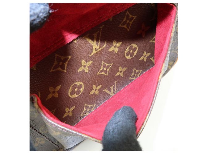 Cité Louis Vuitton Monogram Excentri Cite Canvas Hand Bag Brown M51161 - vista 17