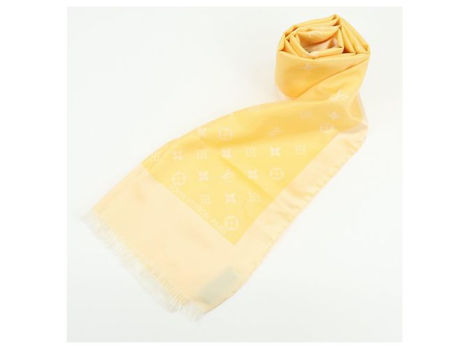 Louis Vuitton Monogram Echarpe Capri Silk 100% Scarf Orange - vista 16