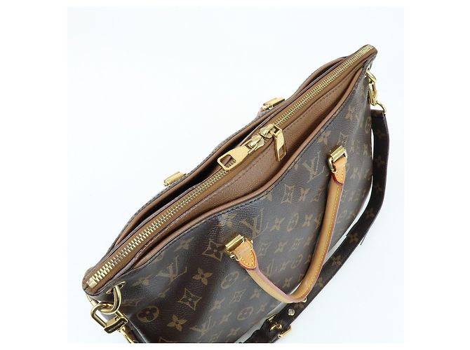 Borsa a mano e a tracolla Louis Vuitton Monogram Pallas Avana M40907 - vista 17