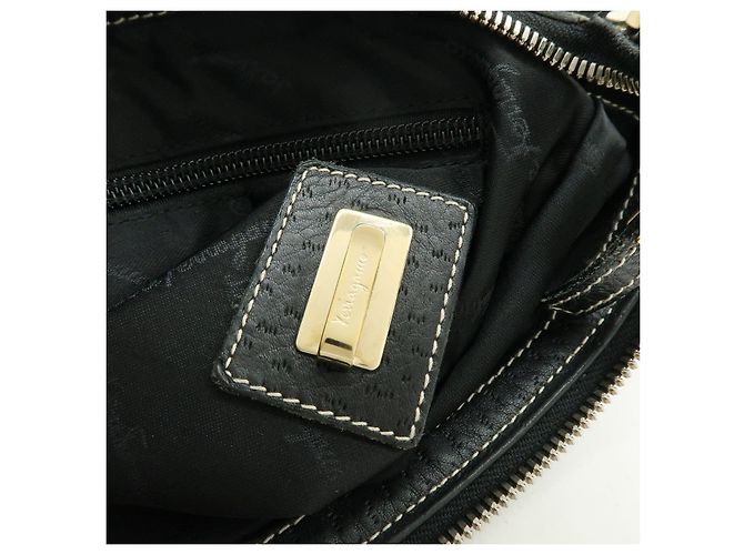 Salvatore Ferragamo Borsa a tracolla e borsa a mano Ferragamo Gancini in pelle Nero - vista 22