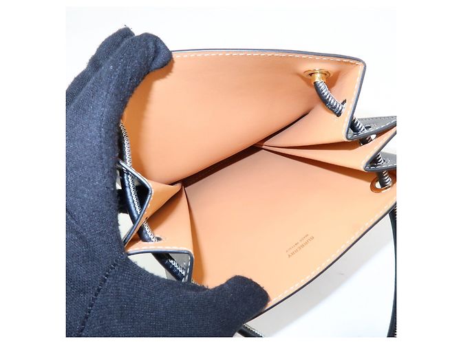 BURBERRY Borsa a tracolla in pelle Pochette piatta Nera - vista 18