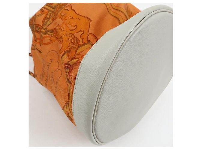Hermès HERMES Borsa a tracolla Silk Taurillon Sac SoieCool22 Punzonatura □O Arancione - vista 12