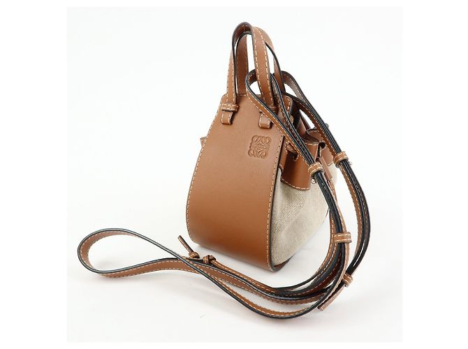 Borsa Mini 2Way LOEWE Anagram Hammock in pelle di vitello e cotone con coulisse - vista 3