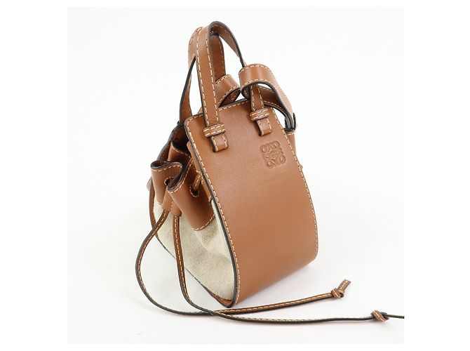 Borsa Mini 2Way LOEWE Anagram Hammock in pelle di vitello e cotone con coulisse - vista 4