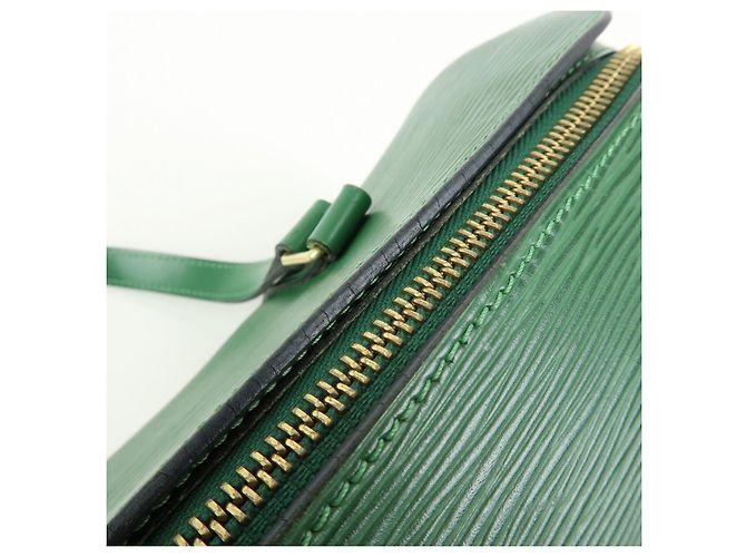 Borsa a mano Louis Vuitton Epi Soufflot Borneo Green M52224 - vista 20