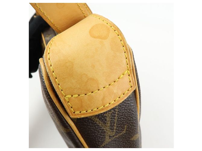 Borsa a tracolla Louis Vuitton Monogram Croissant MM Brown M51512 - vista 16