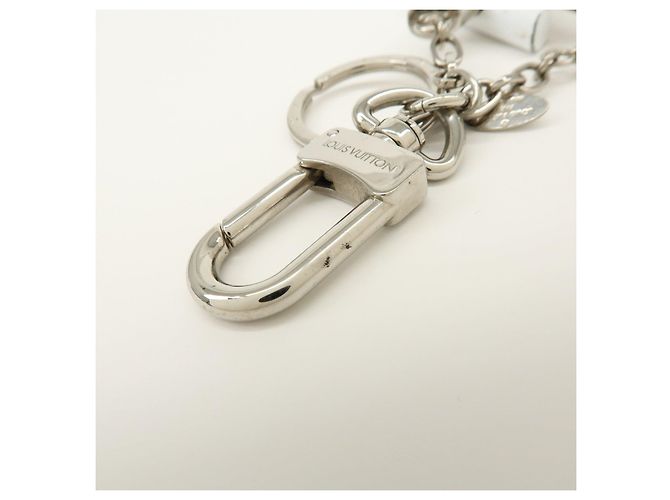 Louis Vuitton Twist Portachiavi e Charm in Metallo Silver White M68010 - vista 13