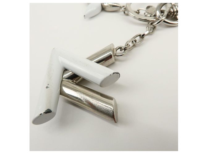 Louis Vuitton Twist Portachiavi e Charm in Metallo Silver White M68010 - vista 6