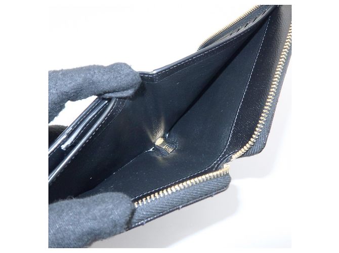 Autre Marque SAINT LAURENT PARIS Billetera Compacta de Piel Cassandra Negra - vista 18