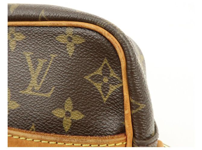 Borsa a tracolla e spalla Louis Vuitton Monogram Trocadero 27 M51274 - vista 15