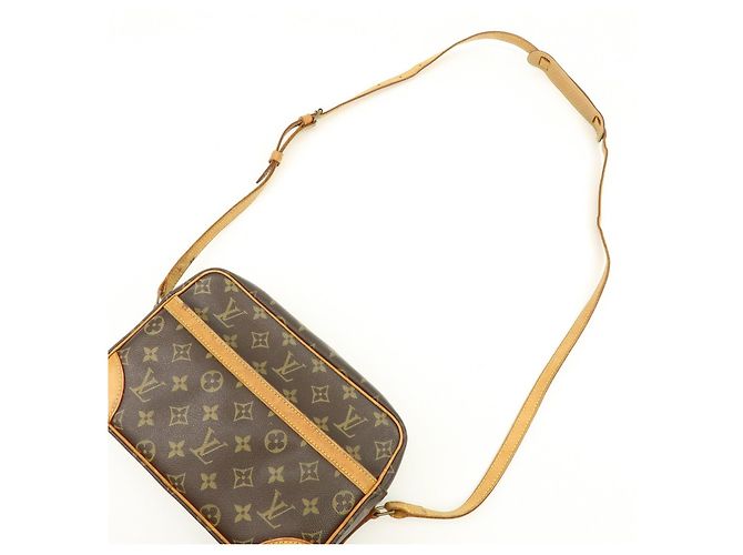 Borsa a tracolla e spalla Louis Vuitton Monogram Trocadero 27 M51274 - vista 6