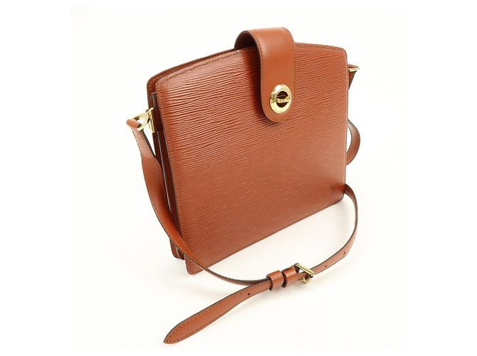 Borsa a tracolla Louis Vuitton Epi Leather Capucines Kenya Brown M52343 - vista 4