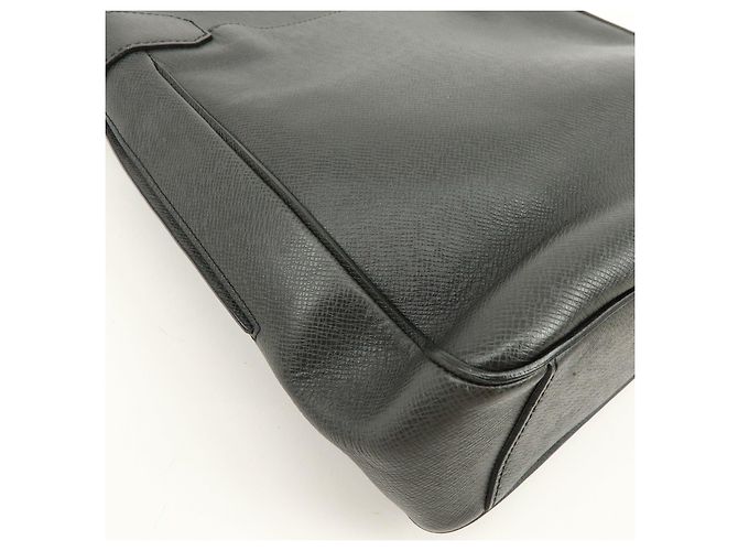 Borsa a tracolla Louis Vuitton Romain in pelle Taiga Ardoise M32852 - vista 11