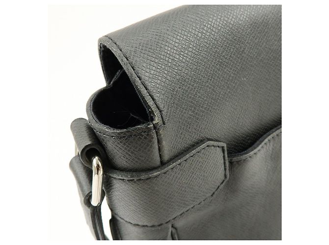 Borsa a tracolla Louis Vuitton Romain in pelle Taiga Ardoise M32852 - vista 16