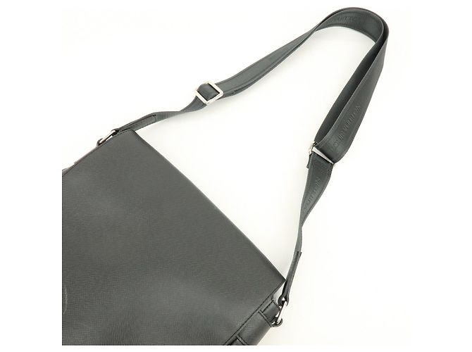Borsa a tracolla Louis Vuitton Romain in pelle Taiga Ardoise M32852 - vista 6