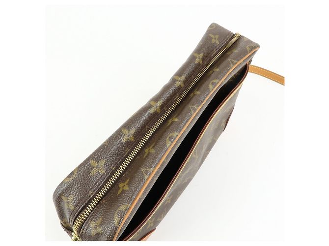 Borsa a spalla Louis Vuitton Monogram Trocadero 30 Brown M51272 - vista 19