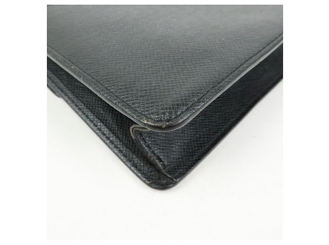Borsa a pochette Louis Vuitton Selenga in pelle Taiga Ardoise M30782 - vista 11