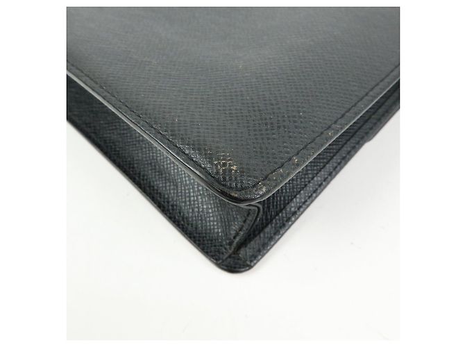 Borsa a pochette Louis Vuitton Selenga in pelle Taiga Ardoise M30782 - vista 12