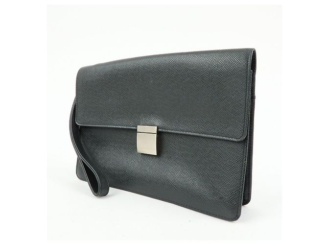 Borsa a pochette Louis Vuitton Selenga in pelle Taiga Ardoise M30782 - vista 3