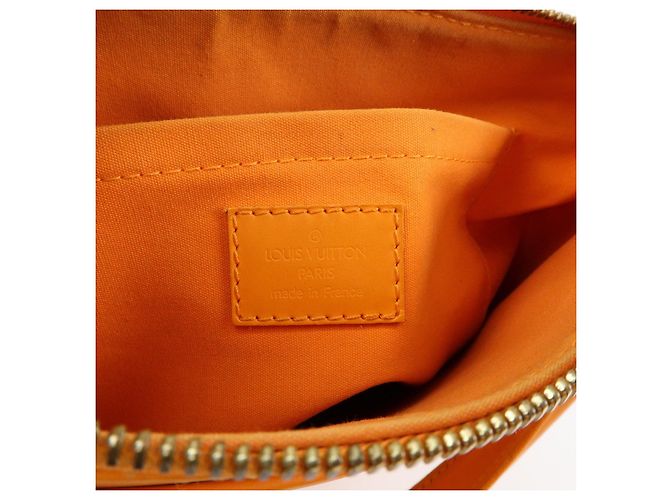 Louis Vuitton Borsa a tracolla Matsy in pelle Epi Mandarin Orange M5897H - vista 23