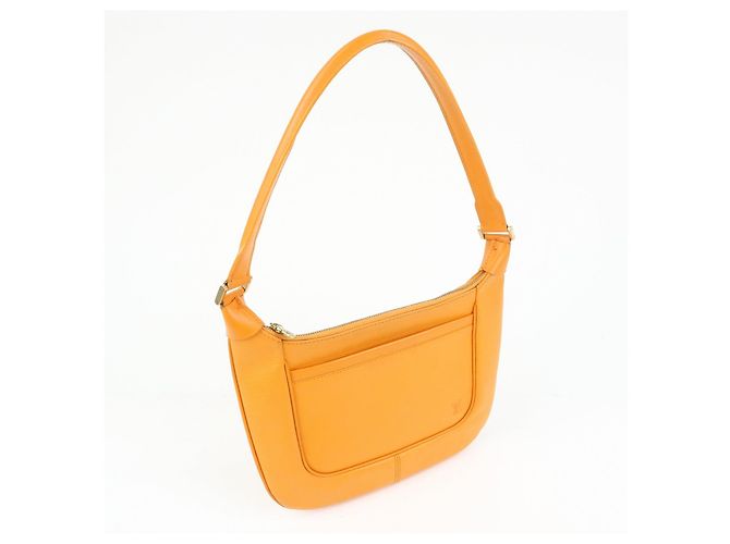 Louis Vuitton Borsa a tracolla Matsy in pelle Epi Mandarin Orange M5897H - vista 4