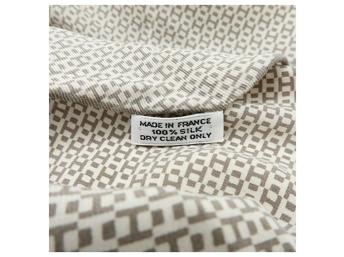 Hermès HERMES Seidentuch 100％ Seide Grau Weiß - Ansicht 9