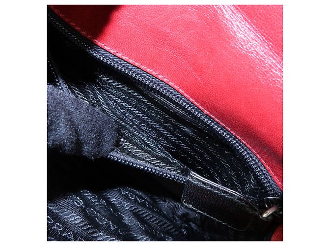 Borsa a tracolla e borsa a mano PRADA in pelle e plastica con catena Logo Rossa - vista 21
