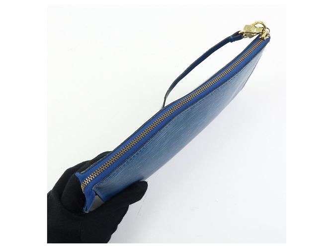 Louis Vuitton Epi Pochette Accessoires Pouch Toledo Blue M52945 - vista 15